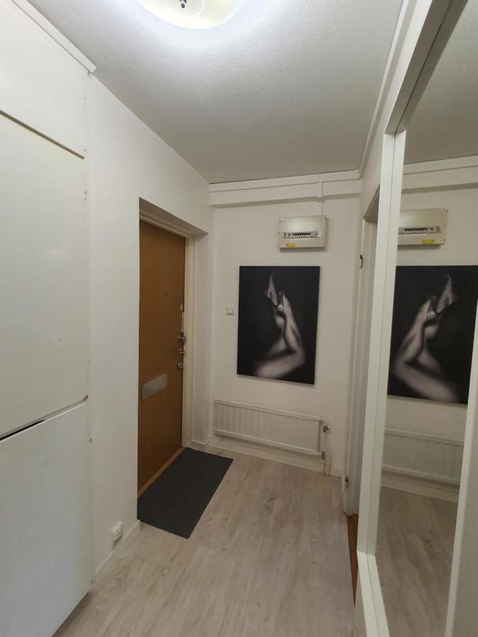 Close To The Metro And The Beach!!! With A View Of The Scandinavian Forest สต็อกโฮล์ม ภายนอก รูปภาพ