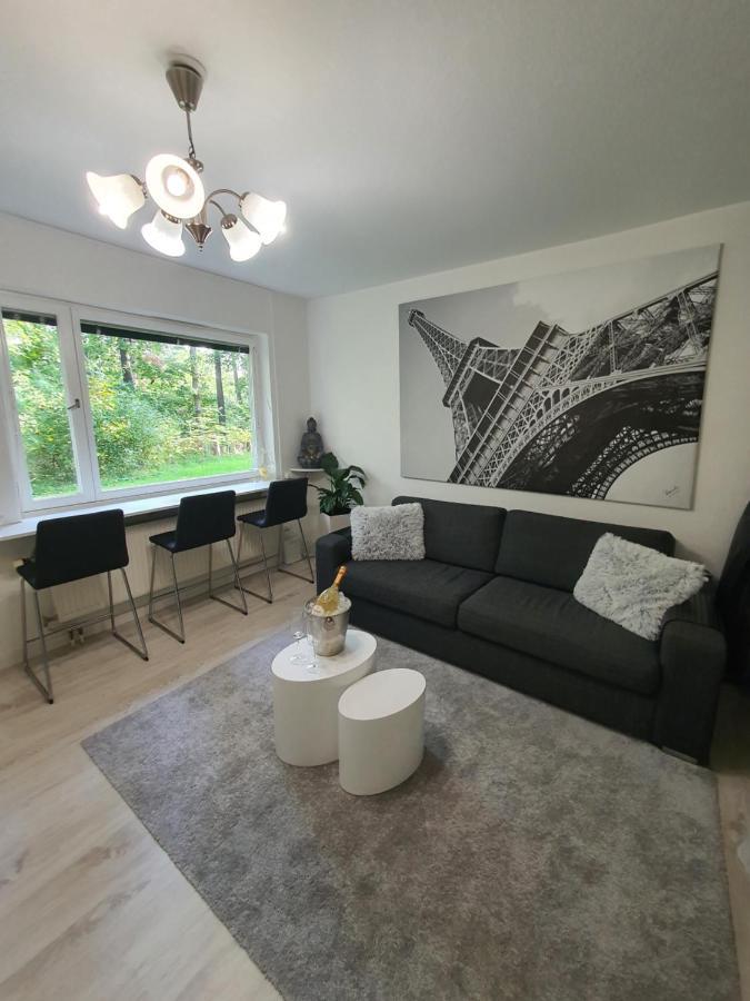 Close To The Metro And The Beach!!! With A View Of The Scandinavian Forest สต็อกโฮล์ม ภายนอก รูปภาพ
